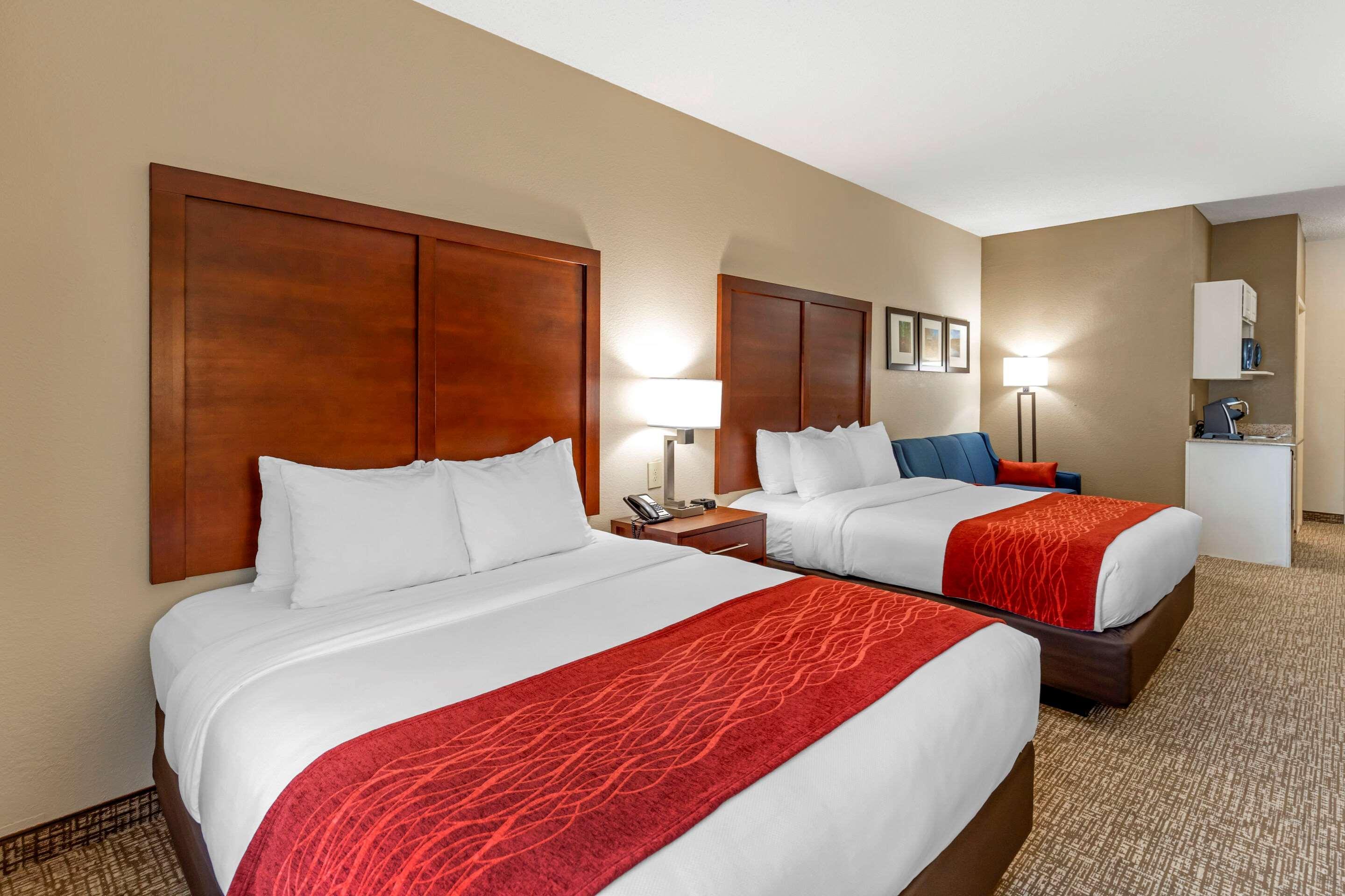 Comfort & Inn Suites Canton Exteriér fotografie