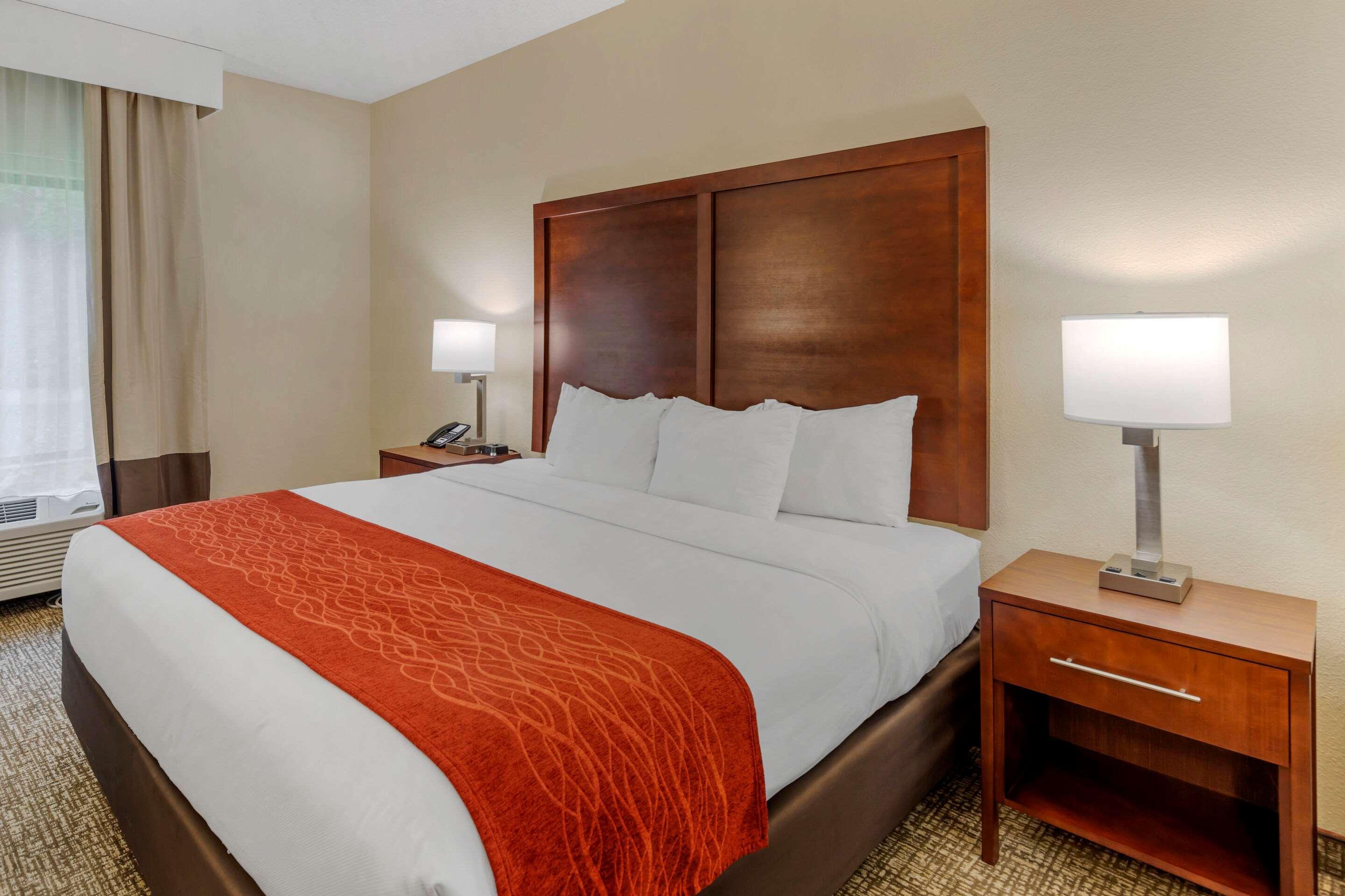 Comfort & Inn Suites Canton Exteriér fotografie