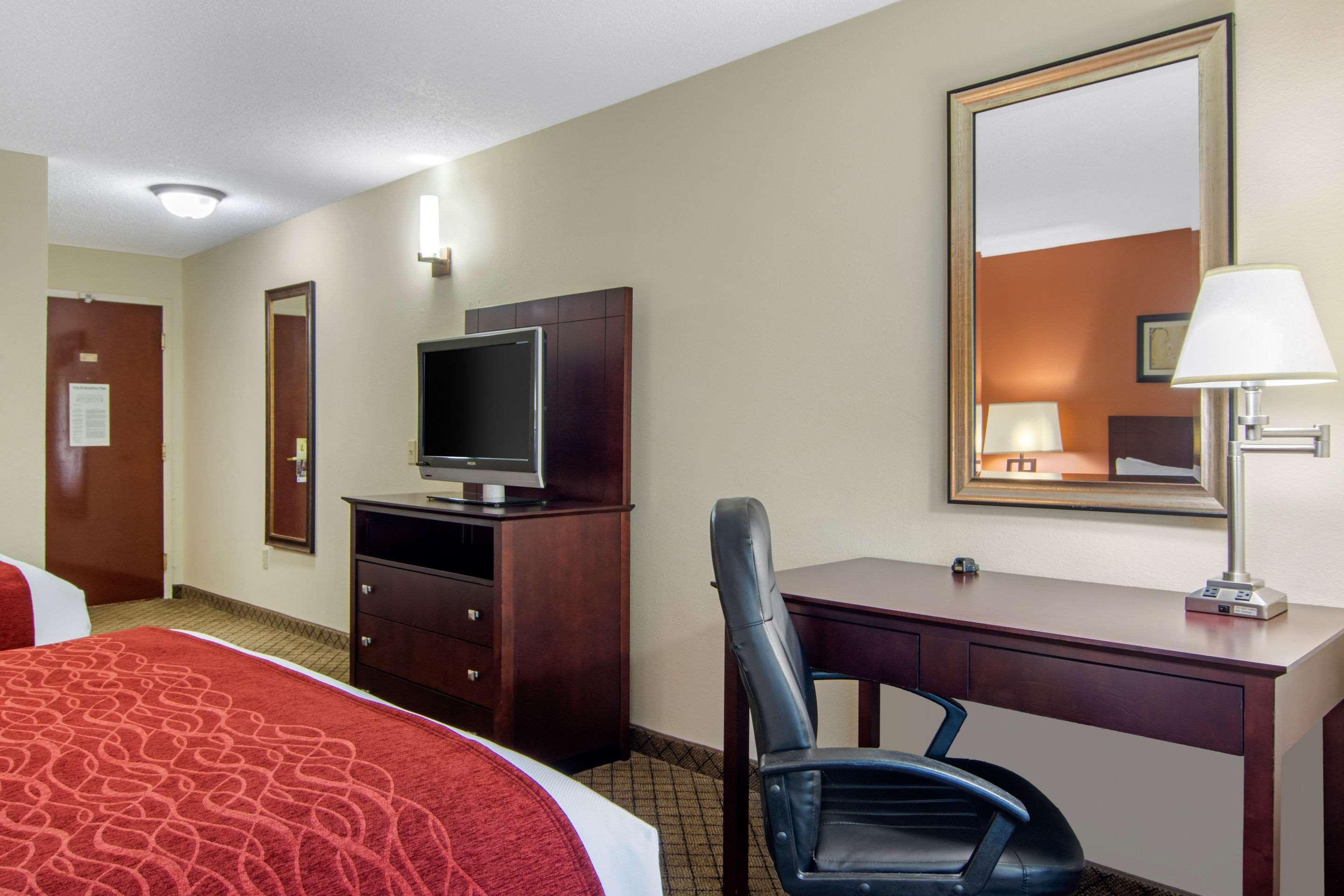 Comfort & Inn Suites Canton Exteriér fotografie