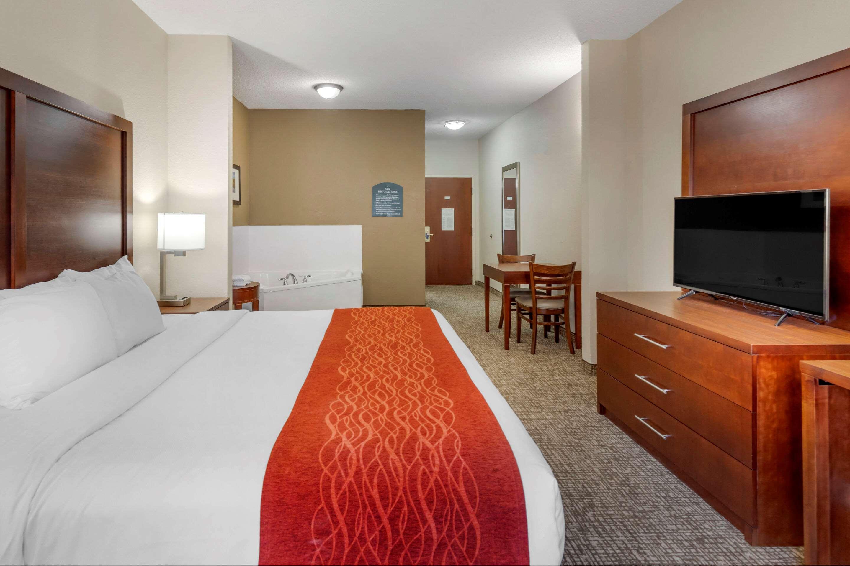 Comfort & Inn Suites Canton Exteriér fotografie