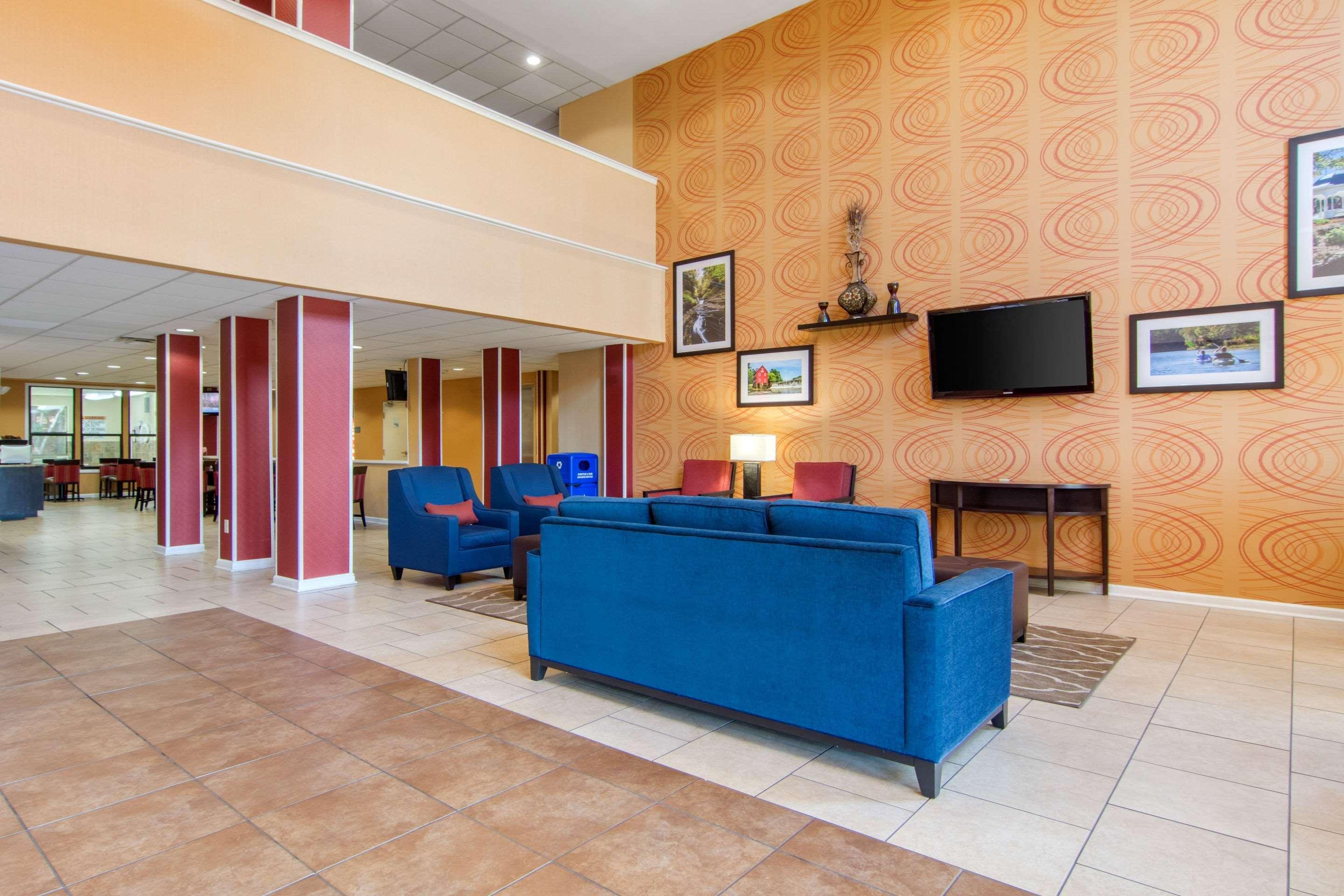Comfort & Inn Suites Canton Exteriér fotografie